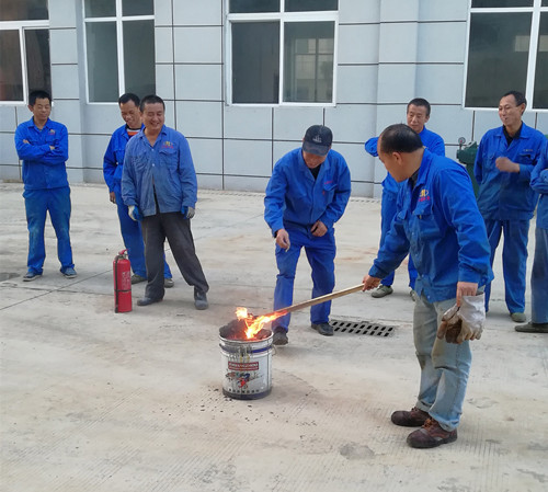 江海環(huán)保組織開展消防安全演練 嚴(yán)把防火安全關(guān)